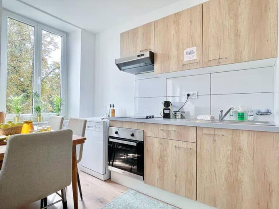 1 Appartement 3P Ideal Famille Travail Renove Lumineux Parking Gratuit Mulhouse Luaran gambar